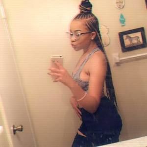 Meet your Posher, Natina